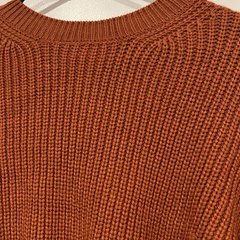 ELODIE Crewneck Cropped Sweater in Rust XL 🧡 - Picture 2 of 5